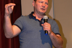 P1010083